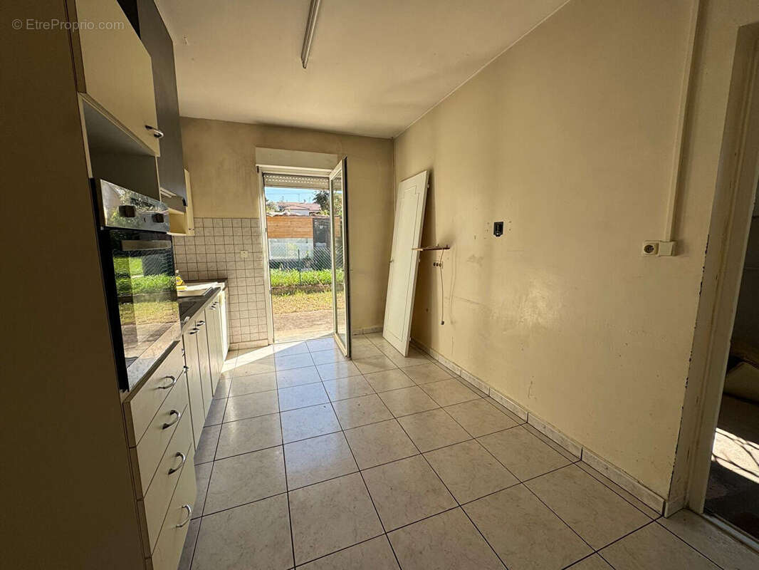 Maison à SAINTE-LIVRADE-SUR-LOT