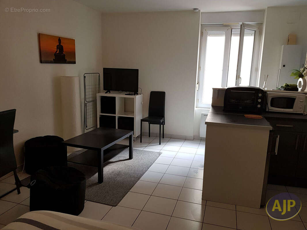Appartement à SEGRE
