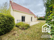 Maison à FEUGUEROLLES-BULLY