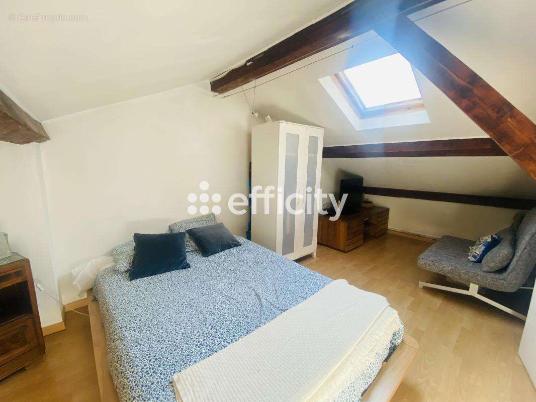 Maison à VILLEURBANNE