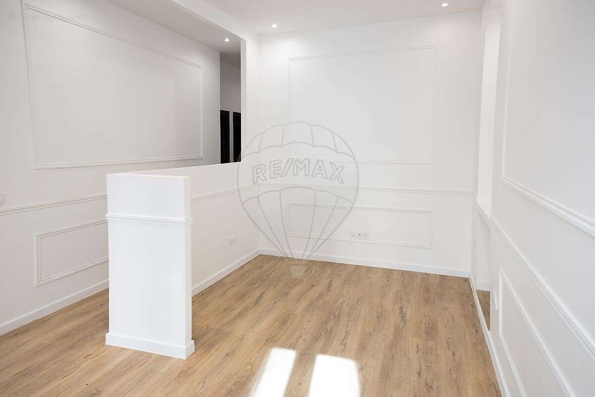 Appartement à MARSEILLE-4E