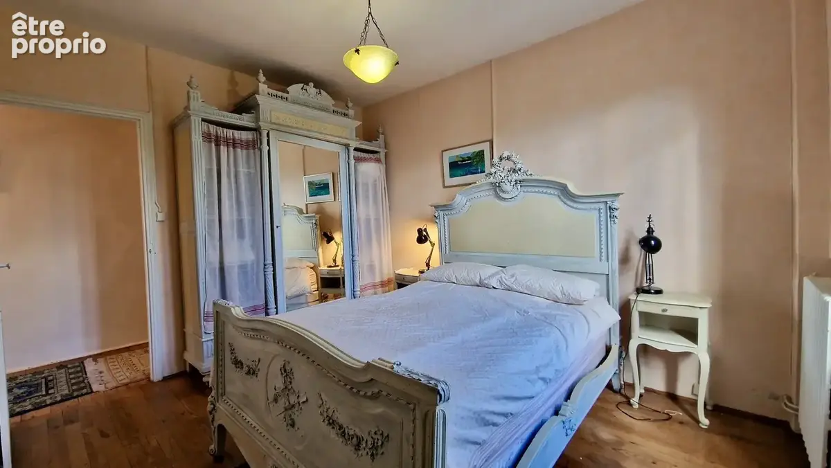 Belle Maison de 4 Chambres avec Piscine et Jardin sur tout le Pourtour - photo 15