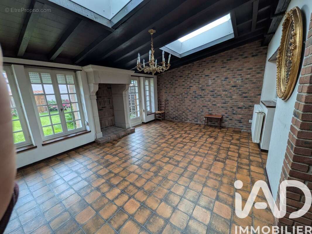 Photo 2 - Maison à VALENCIENNES