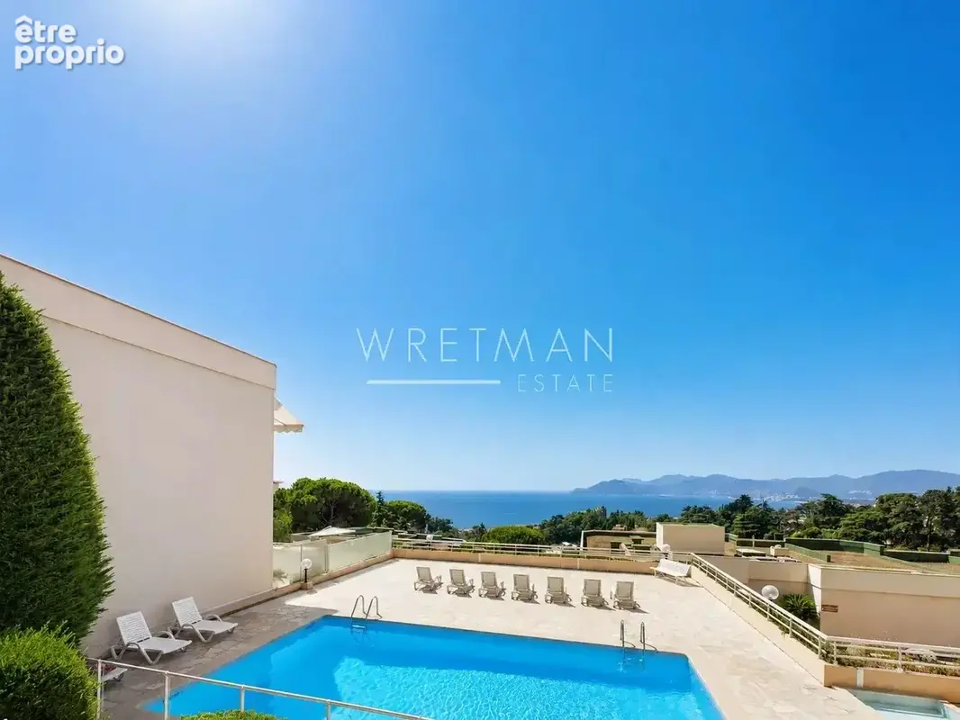 Appartement 2 pièces avec terrasse vue mer, garage, cave et piscines - Cannes Croix des Gardes - photo 9