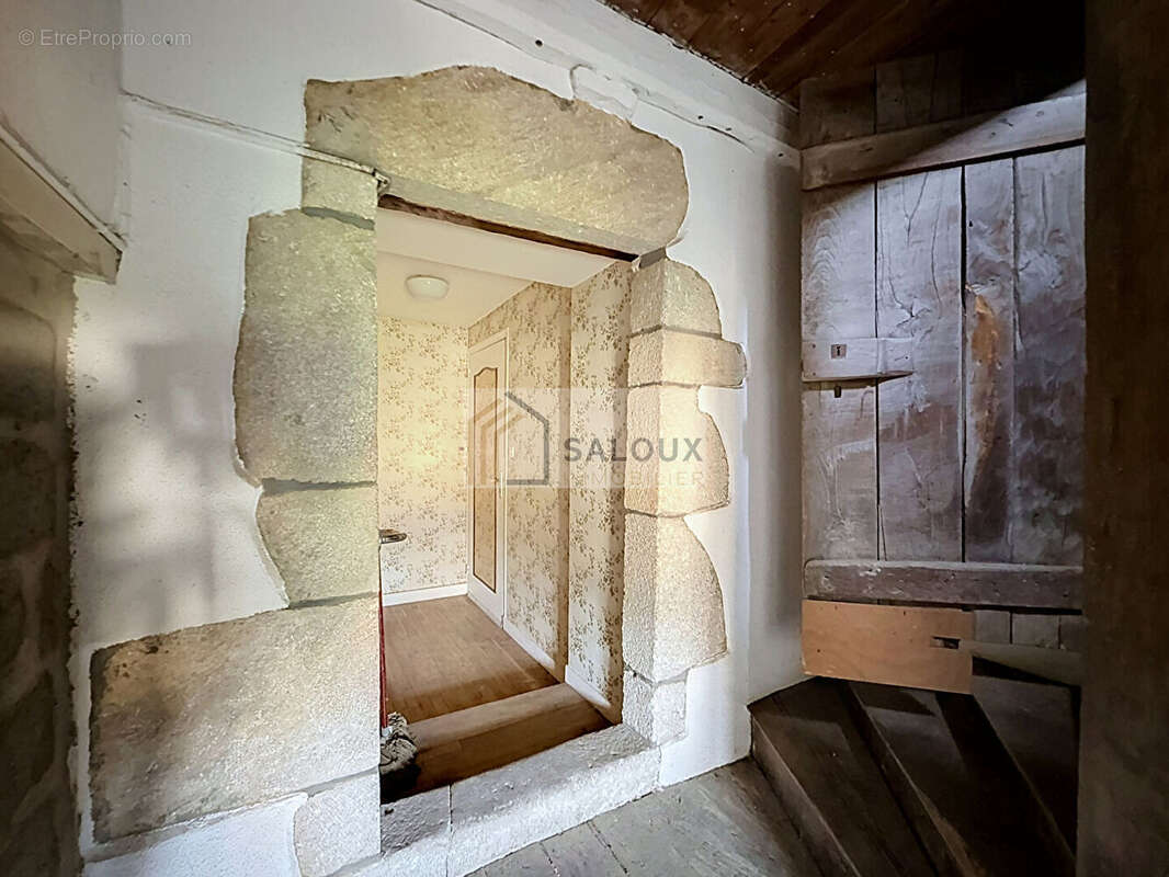 Immeuble ancien à Noyal-Muzillac - idéal investissement - photo 14