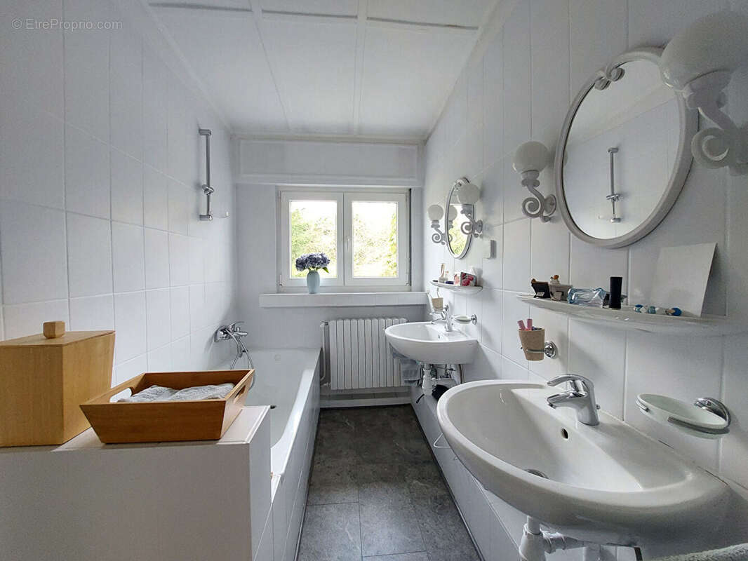 Appartement à HOMBOURG-HAUT