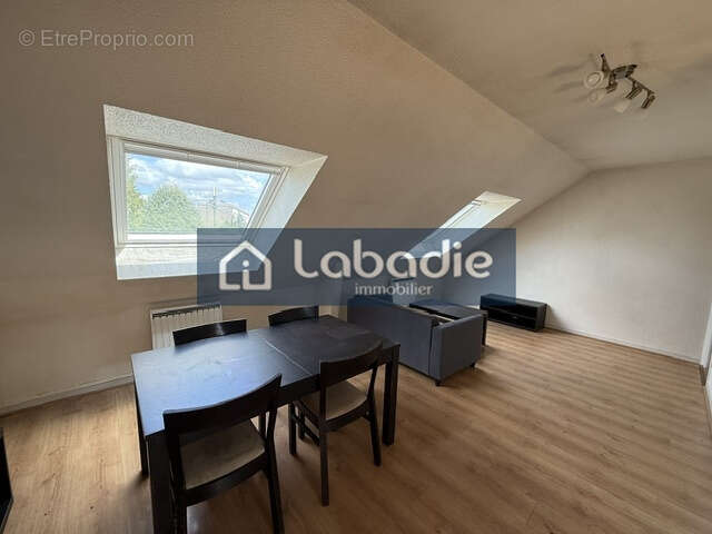 Appartement T2 avec jardin commun   Centre-ville de Vire - photo 3