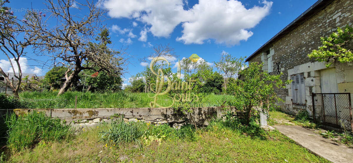 Maison à CHAVEIGNES