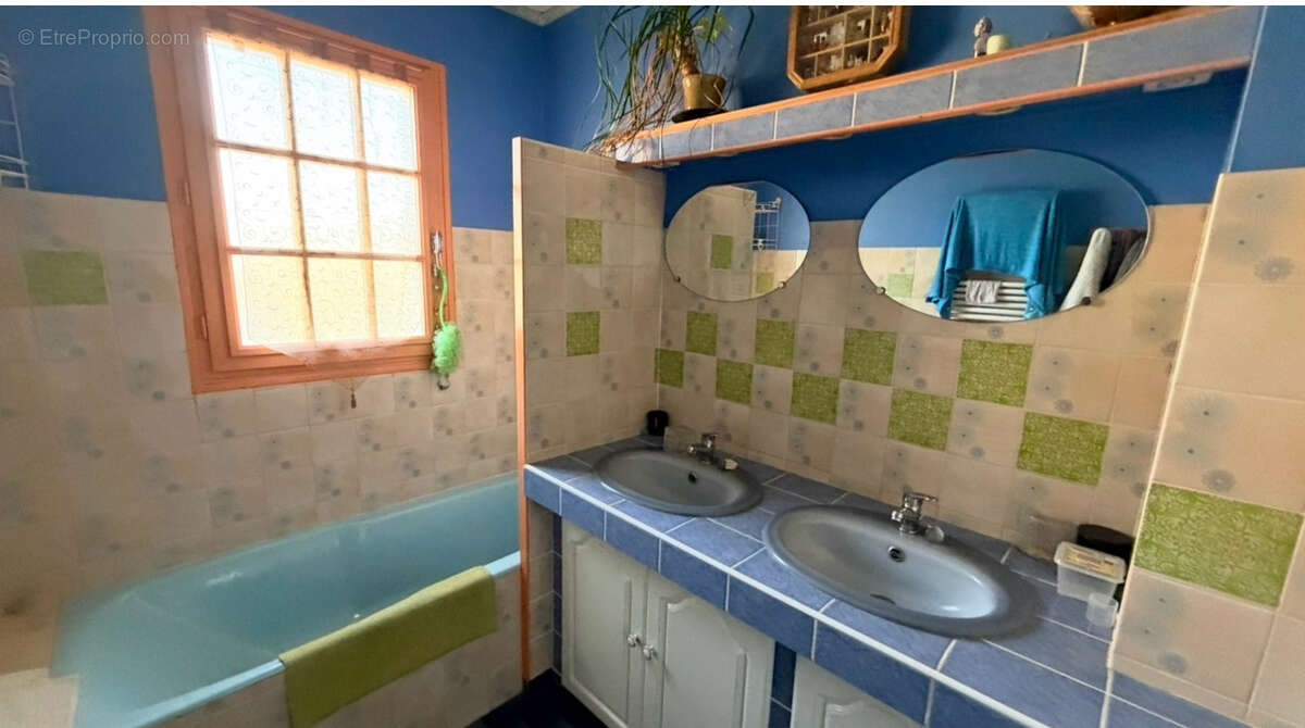Maison familiale de 170 m2 Saint-Martin-Des-Lais - photo 13