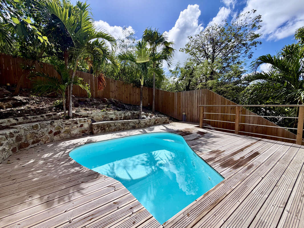 Maison T4 - 108 m2 - Baie Orientale - photo 3