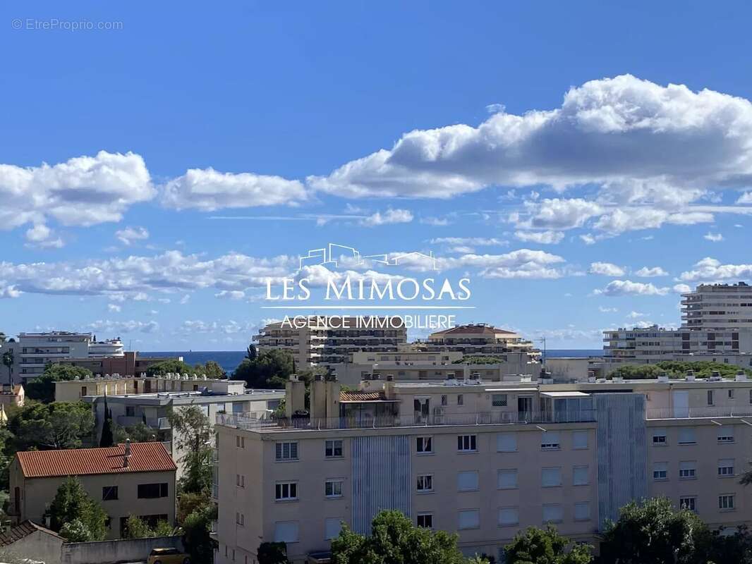 Appartement à FREJUS