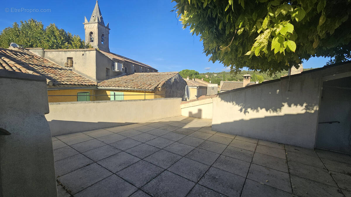 Maison à VILLES-SUR-AUZON