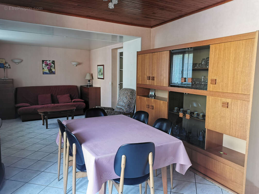 Maison à MONTALIEU-VERCIEU