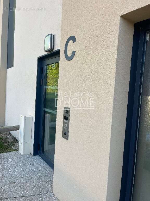 Appartement à FONTENAY-TRESIGNY