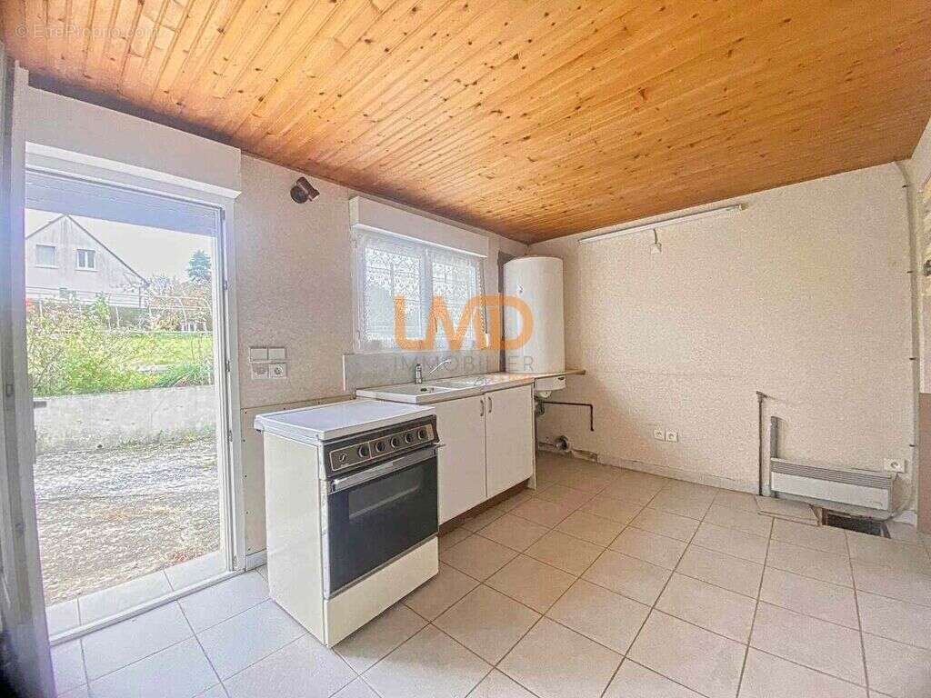 Maison à SAVIGNY-SUR-BRAYE