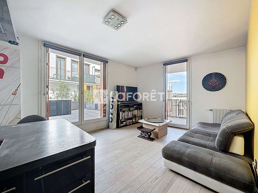 Appartement à BOURG-LA-REINE