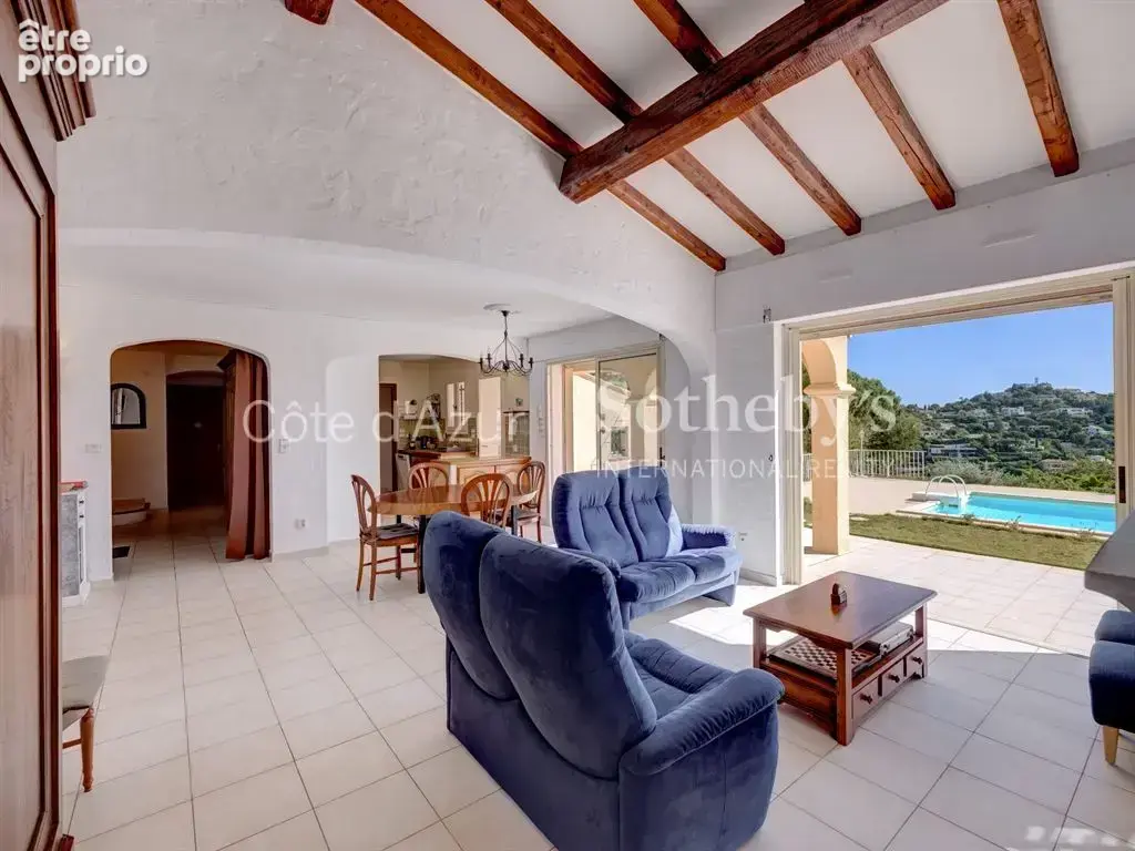 Les Issambres, villa avec vue mer, piscine et potentiel d’extension proche des plages - photo 8