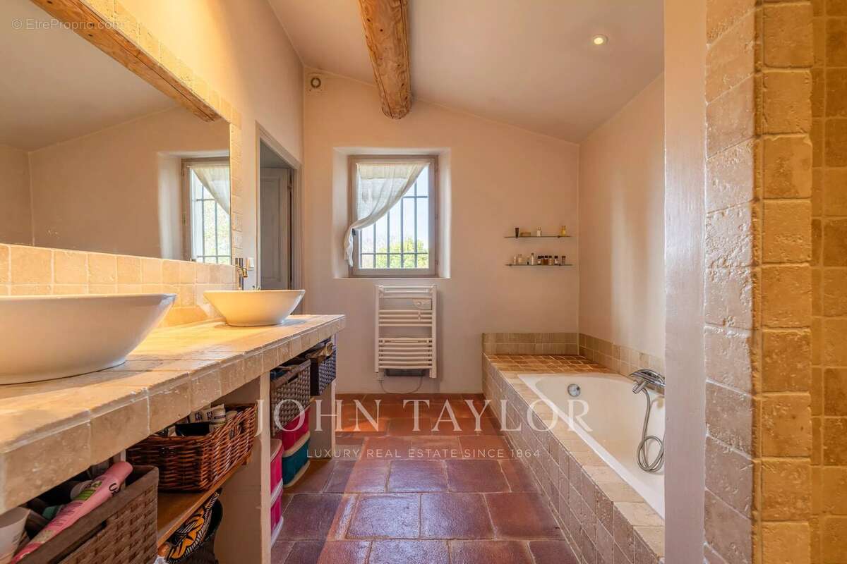 Maison à AIX-EN-PROVENCE