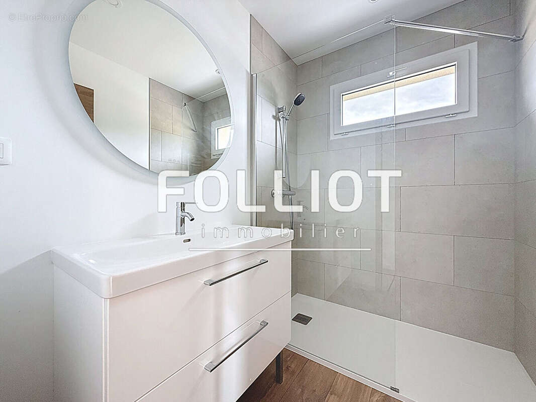 Maison à SAINT-GEORGES-DE-LA-RIVIERE