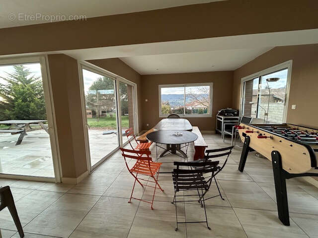 Maison à SAINT-ROMAIN-D'AY