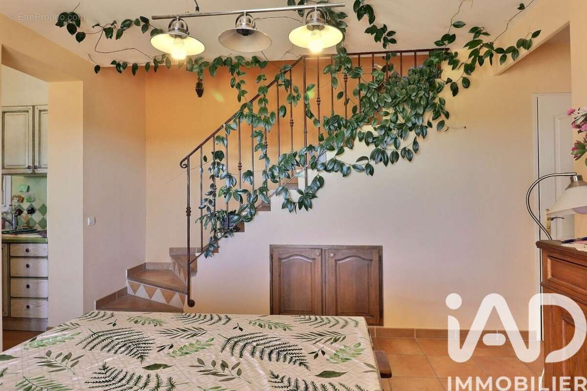 Maison 87 m² à Artignosc-Sur-Verdon  - photo 4
