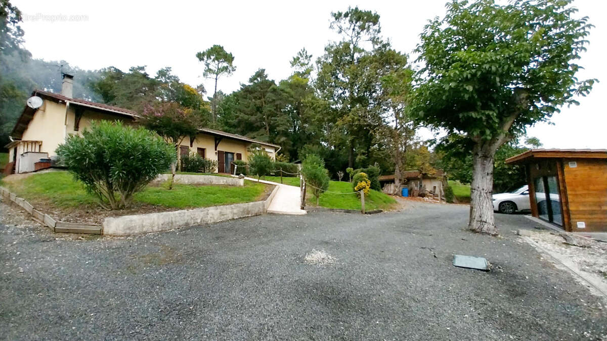 Maison à CHANCELADE