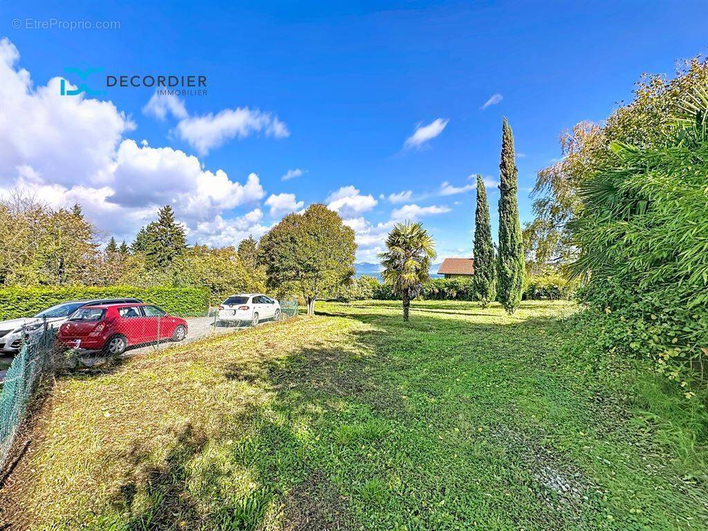 Terrain à EVIAN-LES-BAINS