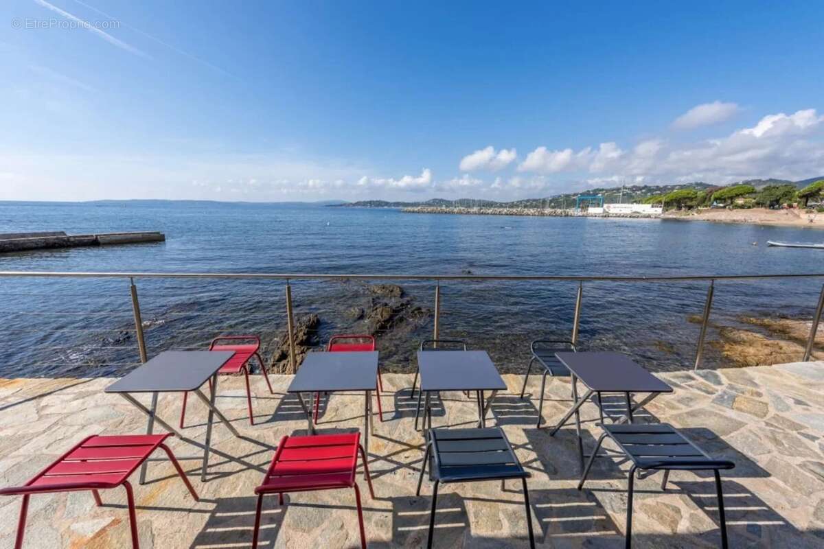 Maison à ROQUEBRUNE-SUR-ARGENS