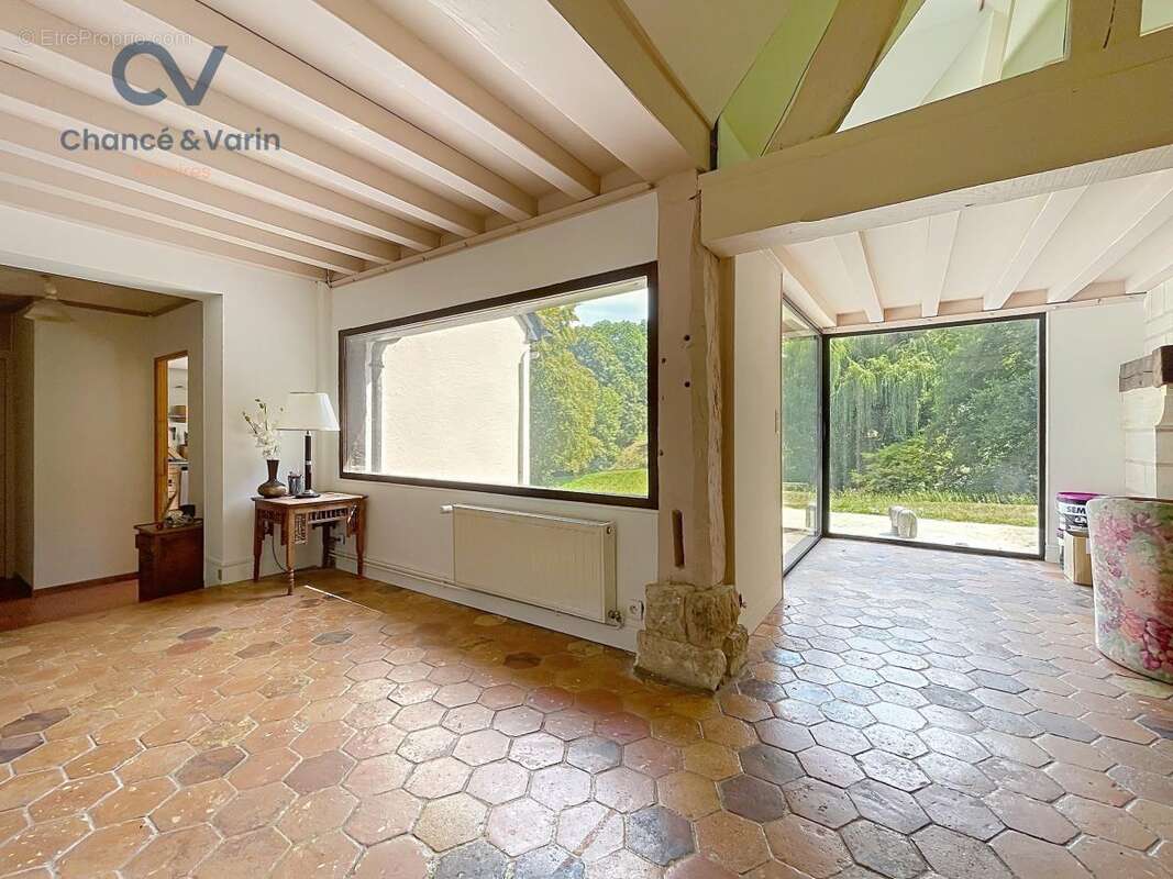 Maison 175 m² à Saint-Desir  - photo 3