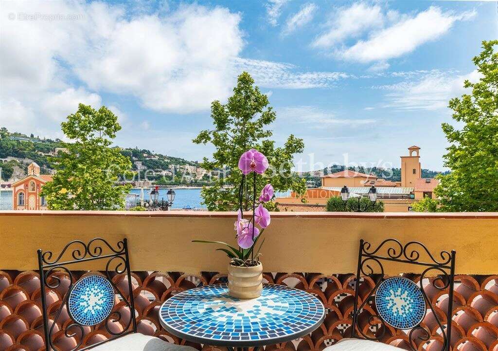 Appartement à VILLEFRANCHE-SUR-MER