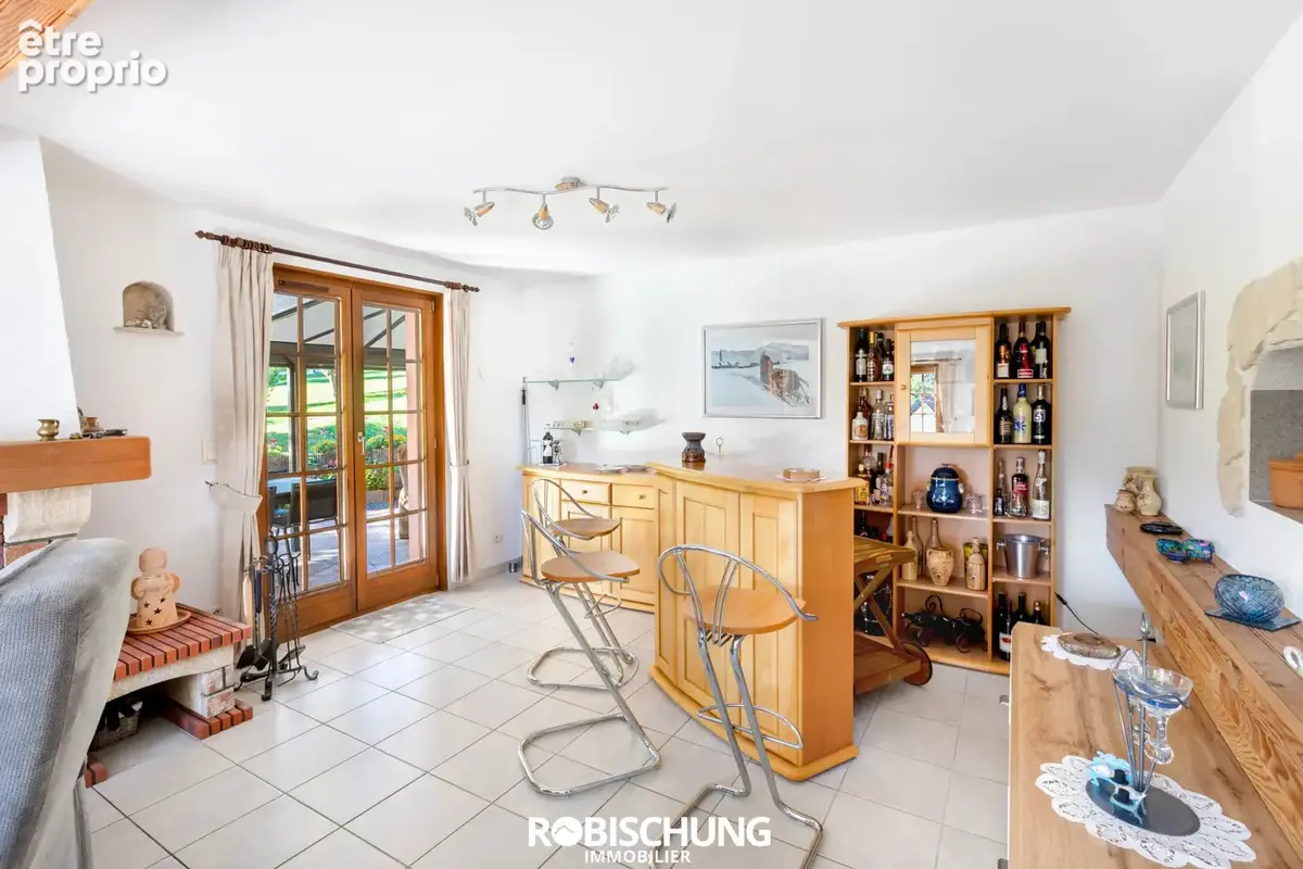 UEBERSTRASS : Superbe maison de 130 m2 sur 18 ares de terrain - photo 5