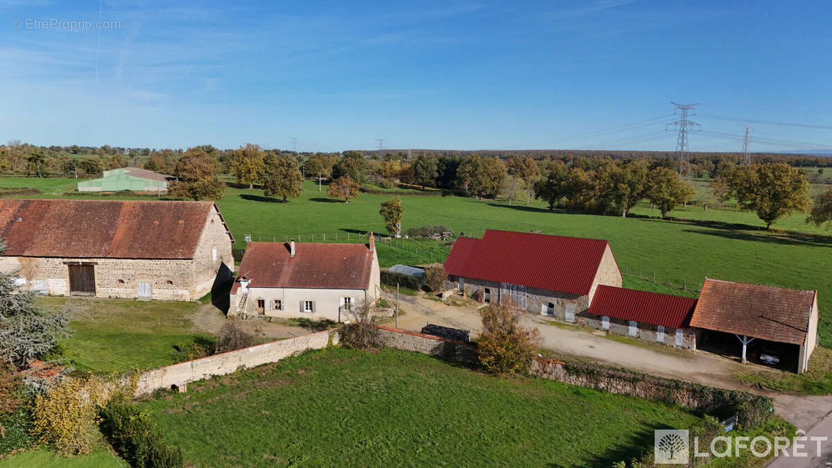 Maison à CRESSANGES