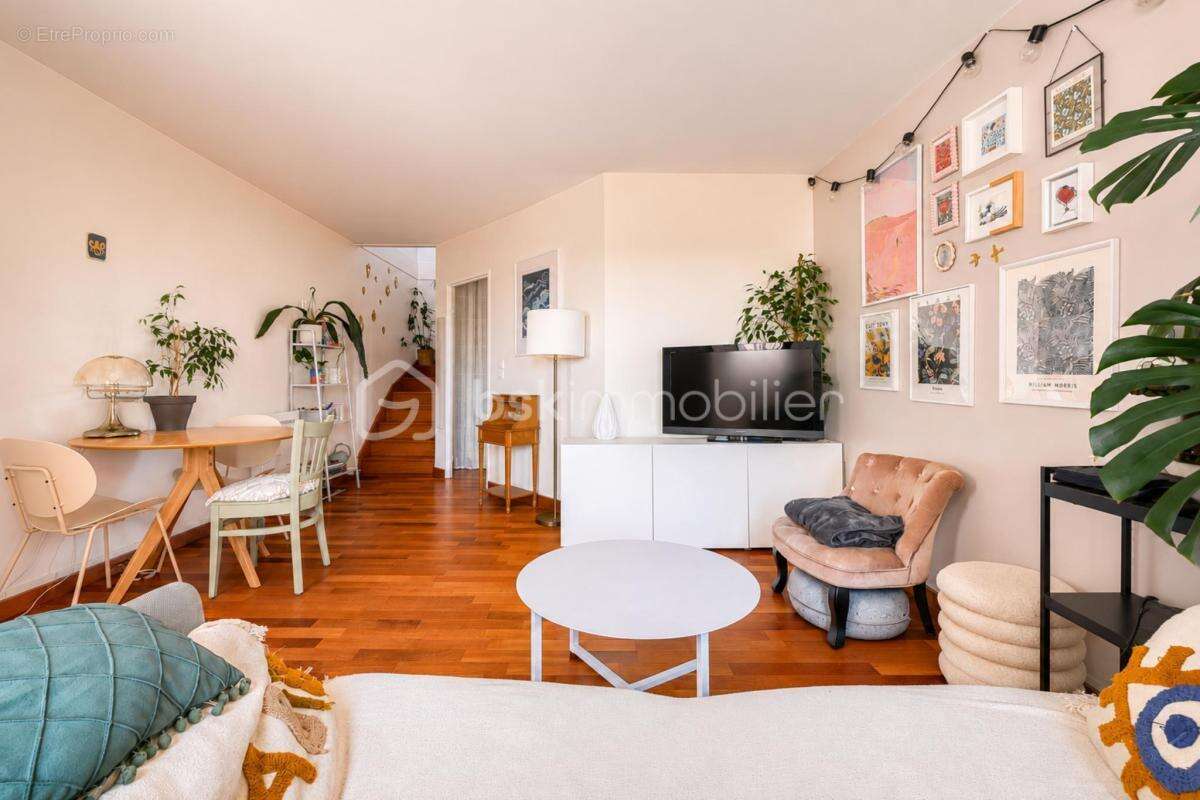 Duplex 3 pièces – 64 m² – 2 balcons – cave – parking - photo 5