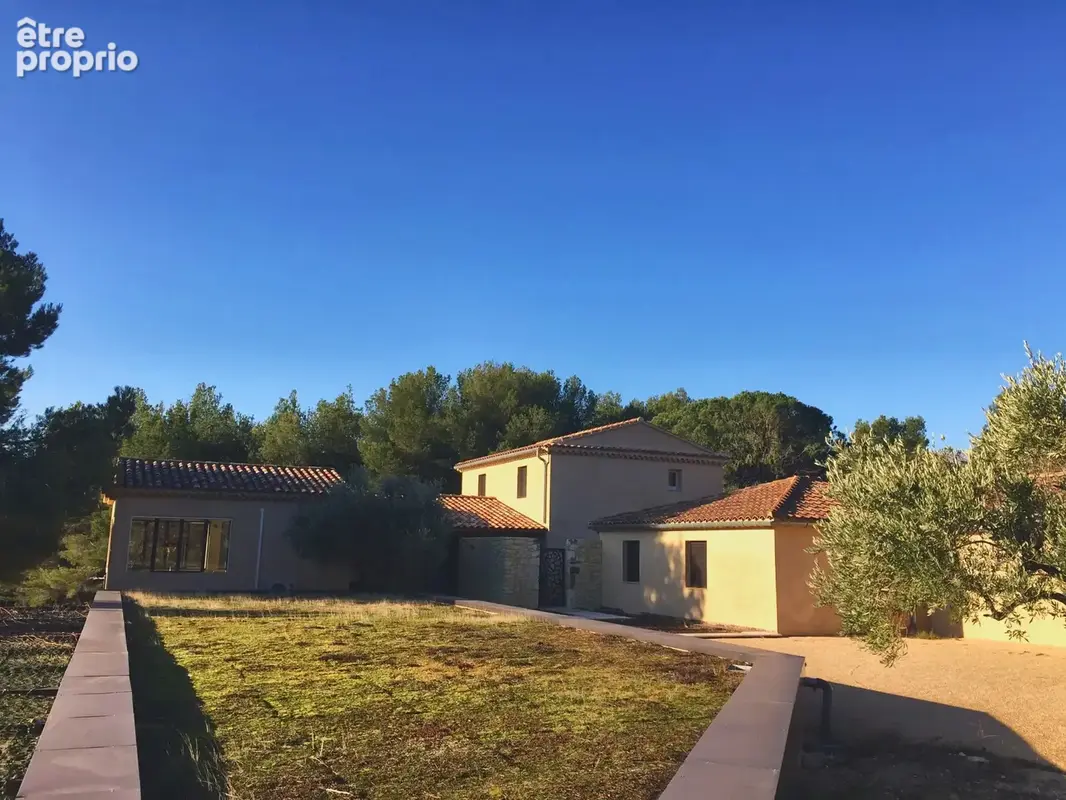 Ventoux   Domaine viticole de renom sur 18 ha - intimiste et vue dominante - photo 15