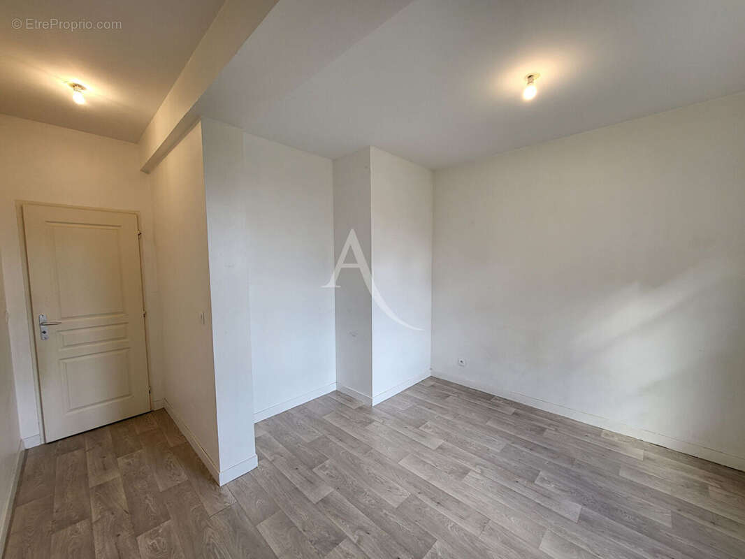 Appartement à GUIGNES
