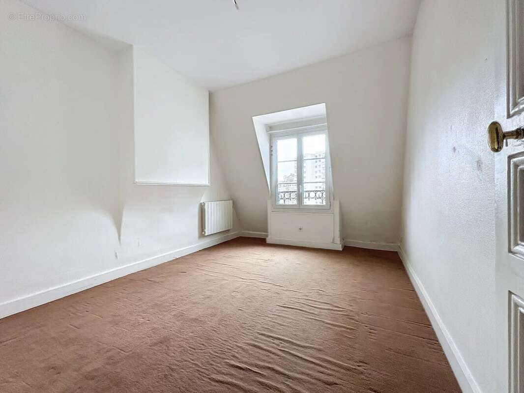 Appartement à PARIS-12E