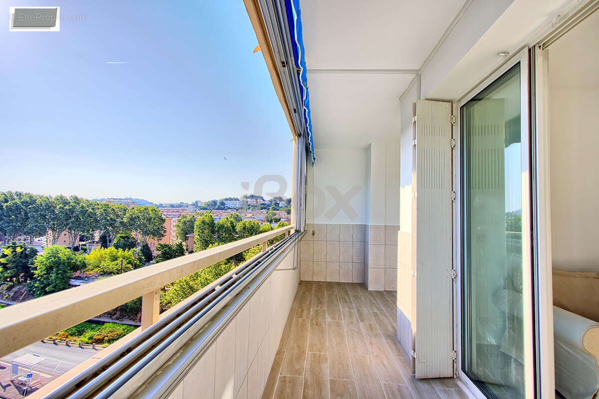 TOULON Le Mourillon - Appartement 3 pièces + possibilité stationnement - photo 5