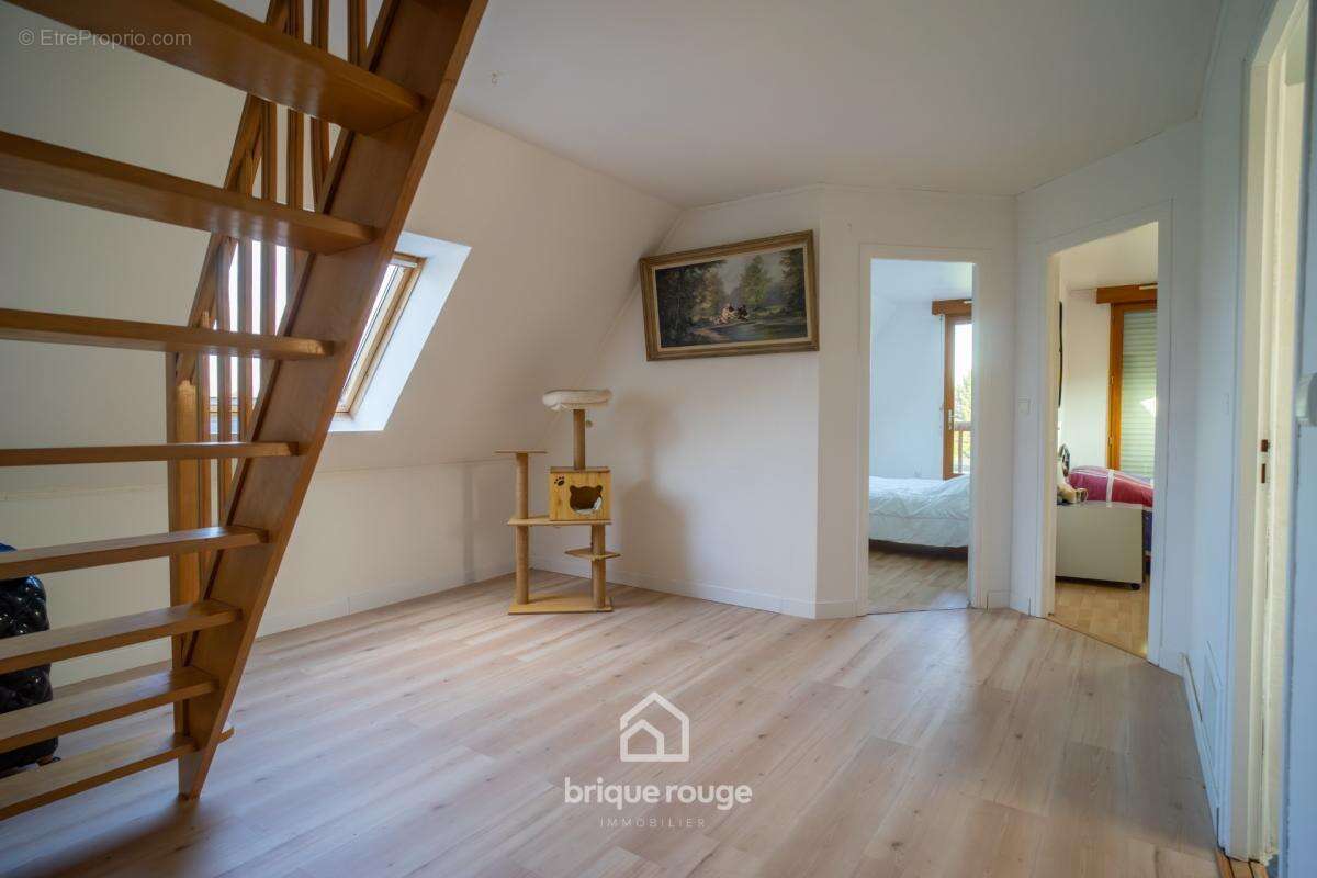 Maison à MONCHEAUX