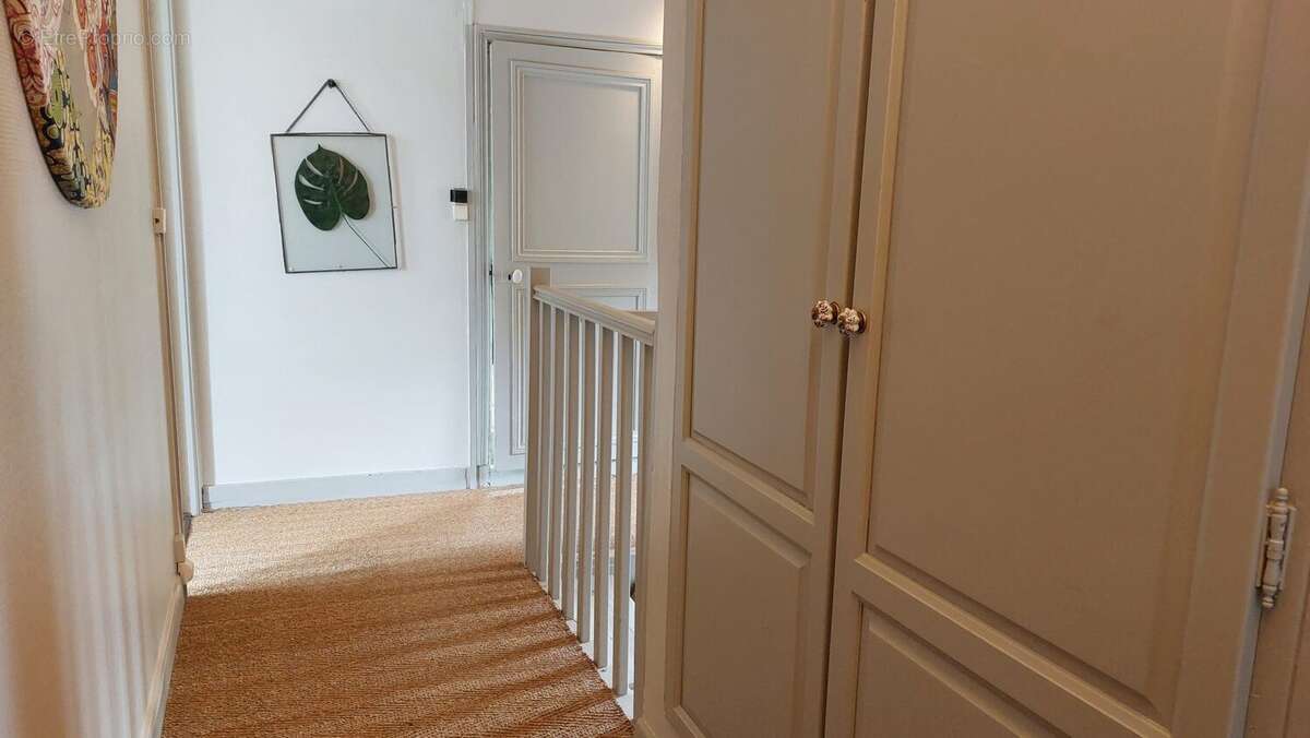 Maison à CIVRY-LA-FORET