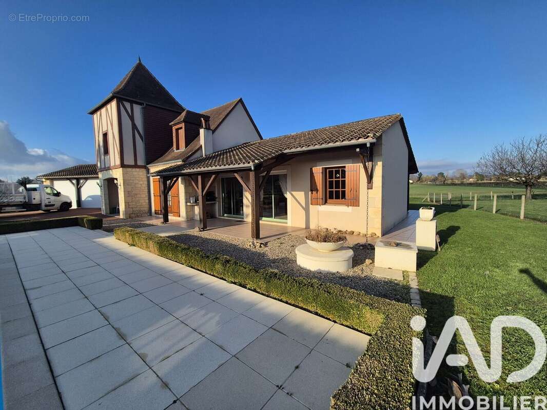 Photo 2 - Maison à LAMONZIE-SAINT-MARTIN