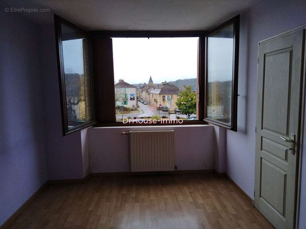 Maison 3 pièces 85 m² à vendre à Villefranche-Du-Perigord (24550) - photo 7
