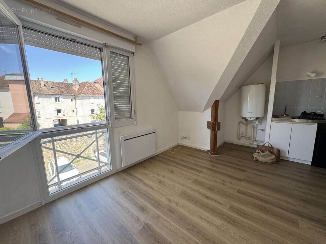 Appartement 18 m² à Dole  - photo 5