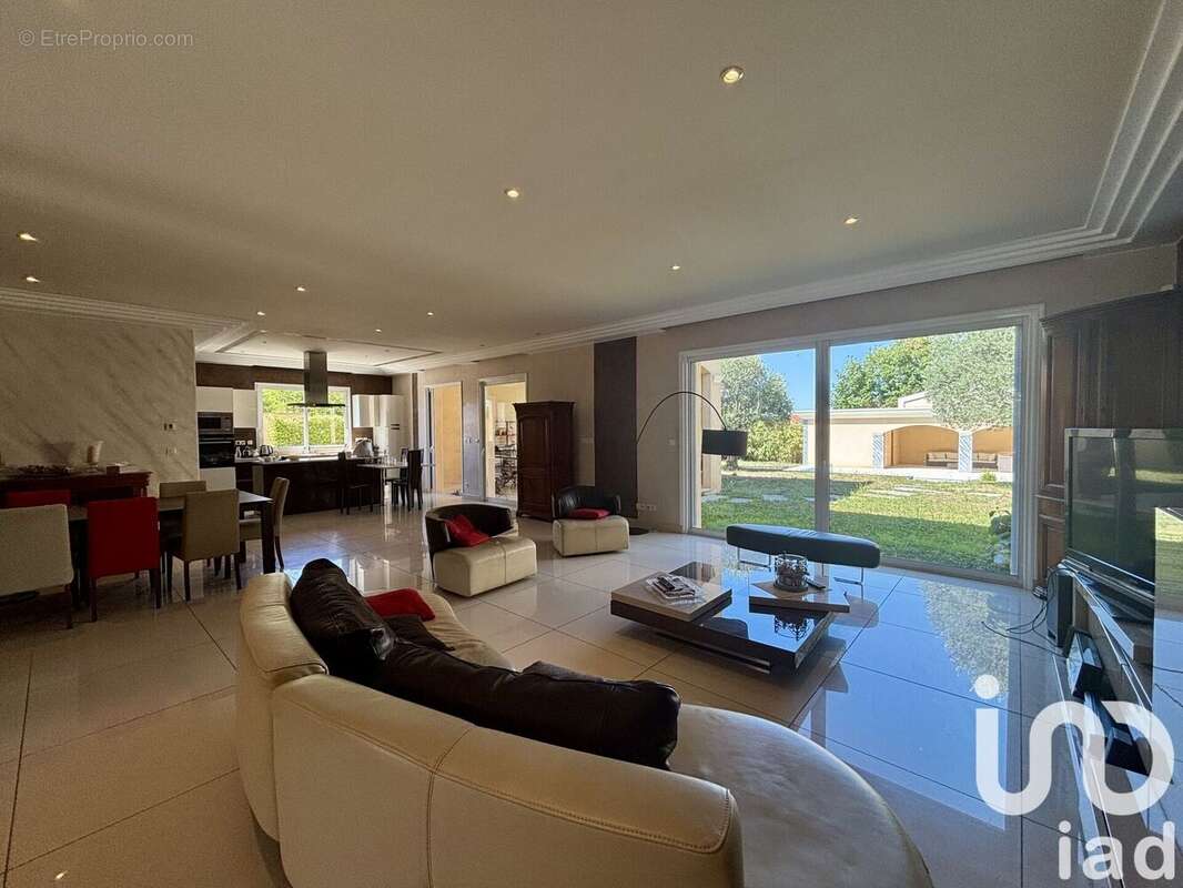 Photo 7 - Maison à GENAS