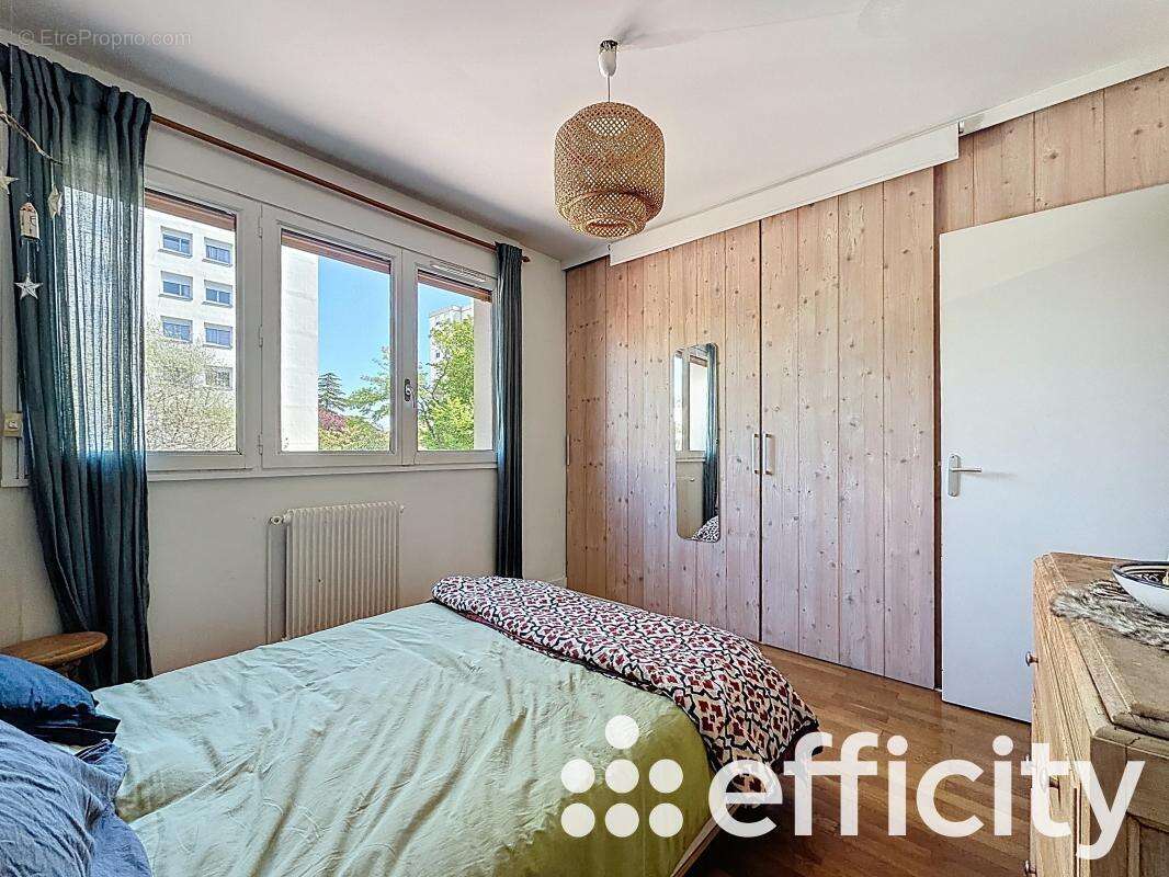 Appartement à LYON-5E