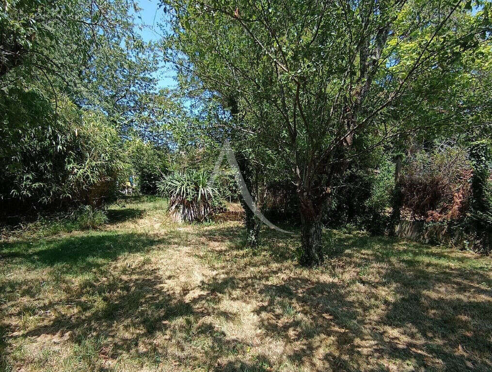 EN VENTE - GARCHIZY -  Maison individuelle 3  chambres terrain - photo 2