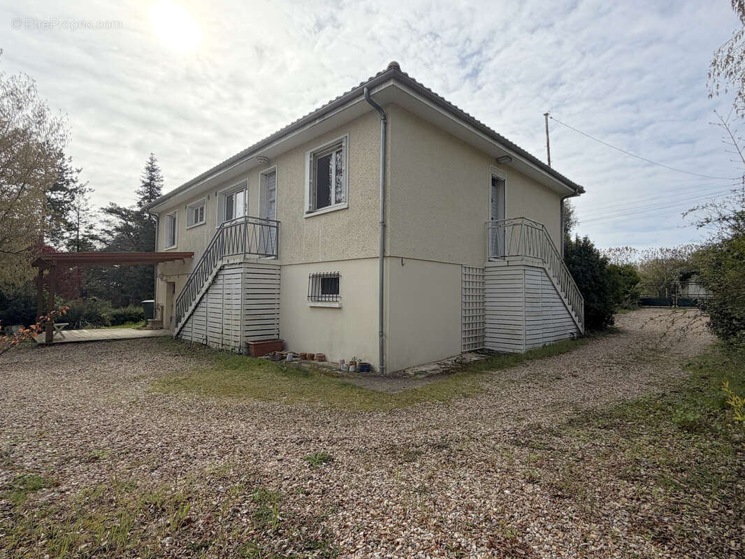Maison à BUXEROLLES