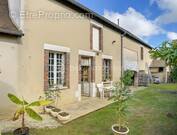 Maison à LA CHAPELLE-SUR-AVEYRON