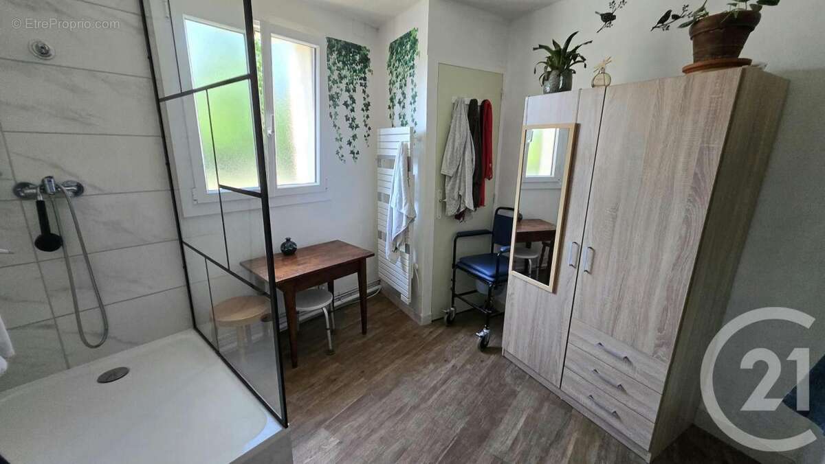 Maison 4 pièces 124 m² à vendre à Saint-Vaast-De-Longmont (60410) - photo 9