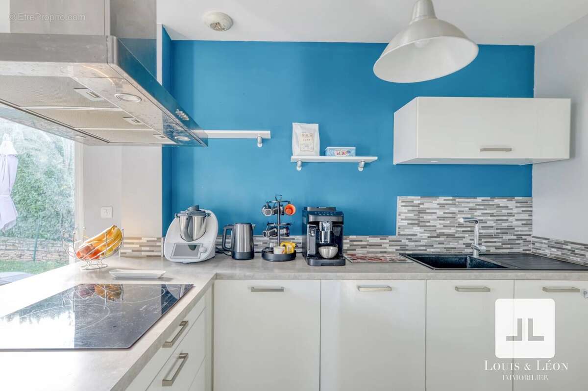 Maison à LACHASSAGNE