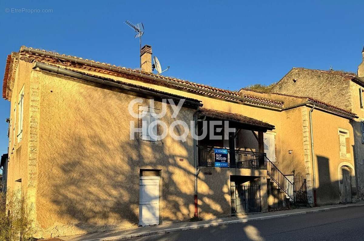 Maison à LAROQUE-DES-ARCS